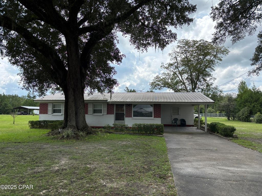 15810 SW Charlie Wood Road, Blountstown, FL 32424