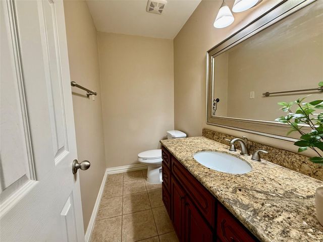 13132 Trail Hollow Drive 3132, Houston, TX 77079