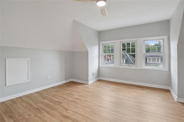 221 Elm St, Edgewood, PA 15218