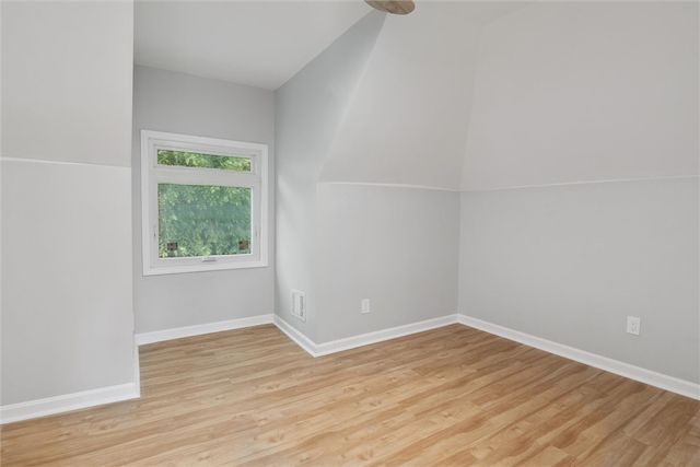 221 Elm St, Edgewood, PA 15218