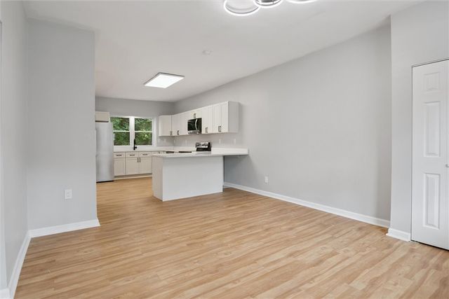 221 Elm St, Edgewood, PA 15218