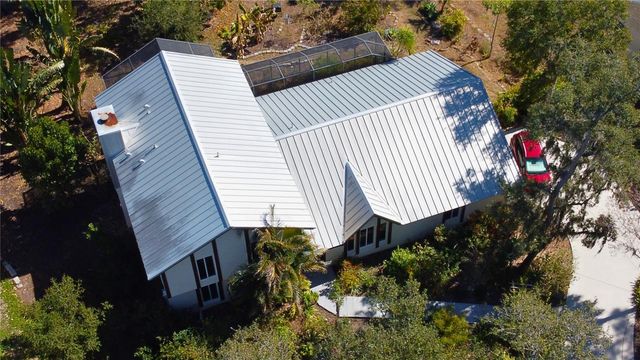 1035 SIRUS TRAIL, Sarasota, FL 34232