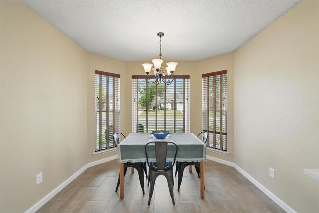 1008 Miles Avenue, Burleson, TX 76028