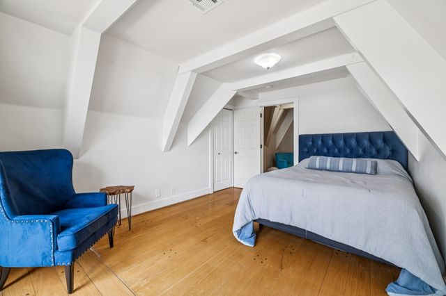 220 Waterview Dr, Hendersonville, TN 37075