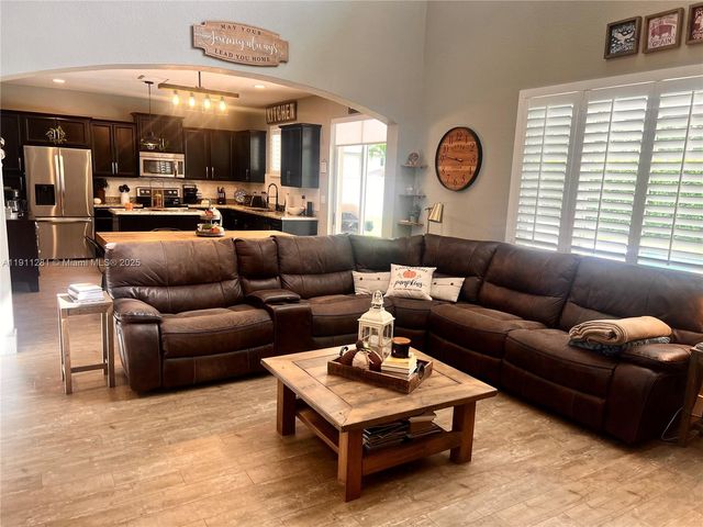 12780 SW 224th St -, Miami, FL 33170