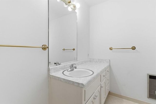 1840 Spalding Drive, Sandy Springs, GA 30350