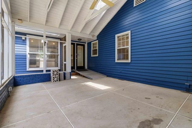 1840 Spalding Drive, Sandy Springs, GA 30350