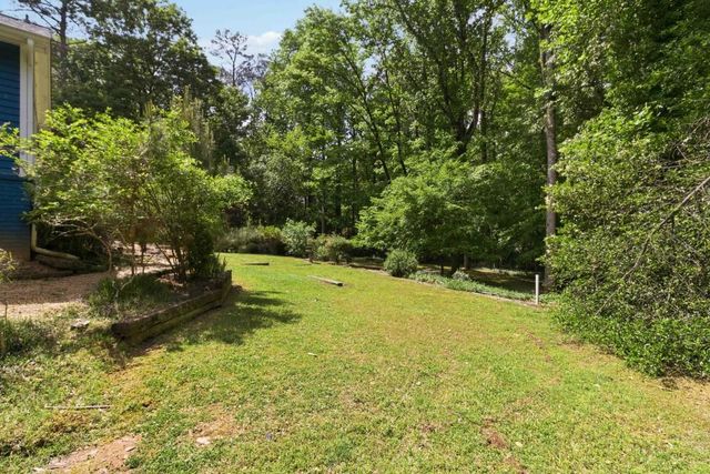 1840 Spalding Drive, Sandy Springs, GA 30350