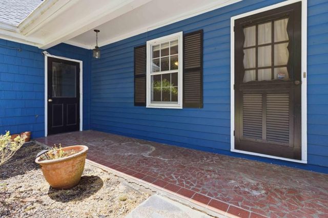 1840 Spalding Drive, Sandy Springs, GA 30350