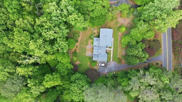 1840 Spalding Drive, Sandy Springs, GA 30350
