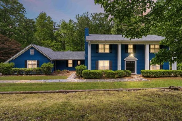 1840 Spalding Drive, Sandy Springs, GA 30350