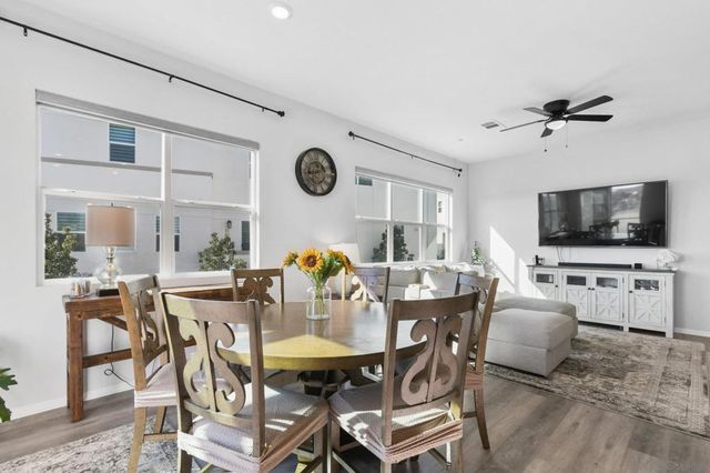 2034 Luzon Ln 3, Chula Vista, CA 91915