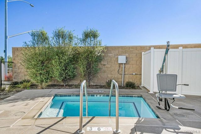 2034 Luzon Ln 3, Chula Vista, CA 91915