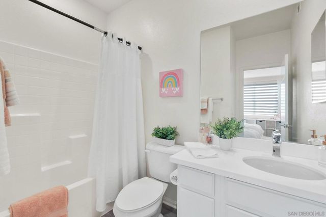 2034 Luzon Ln 3, Chula Vista, CA 91915