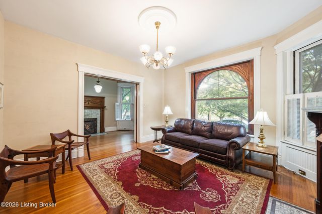 1036 Everett Ave, Louisville, KY 40204