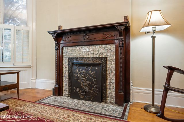 1036 Everett Ave, Louisville, KY 40204