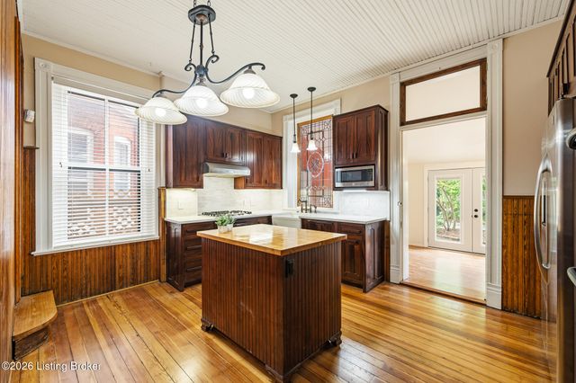 1036 Everett Ave, Louisville, KY 40204