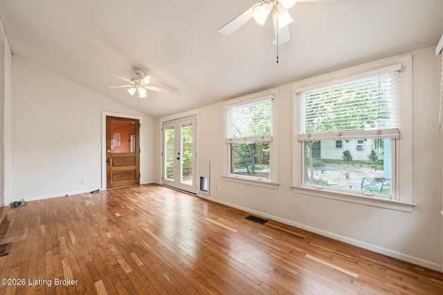 1036 Everett Ave, Louisville, KY 40204