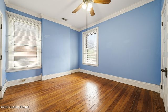 1036 Everett Ave, Louisville, KY 40204