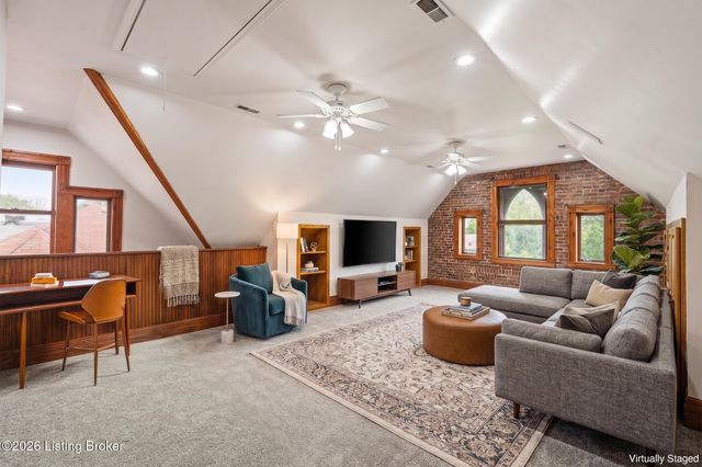 1036 Everett Ave, Louisville, KY 40204