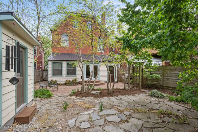 1036 Everett Ave, Louisville, KY 40204