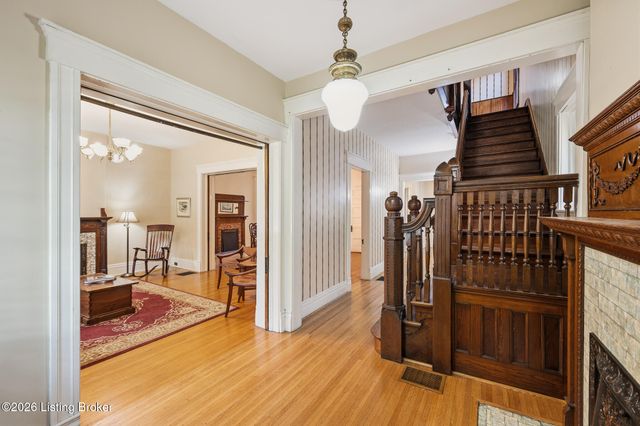 1036 Everett Ave, Louisville, KY 40204