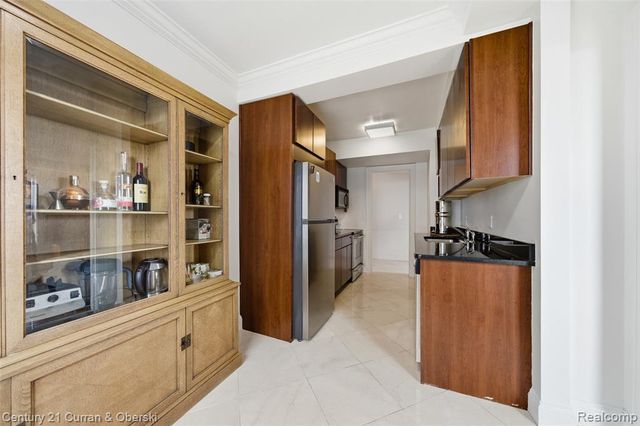 15 E Kirby Street 1104, Detroit, MI 48202