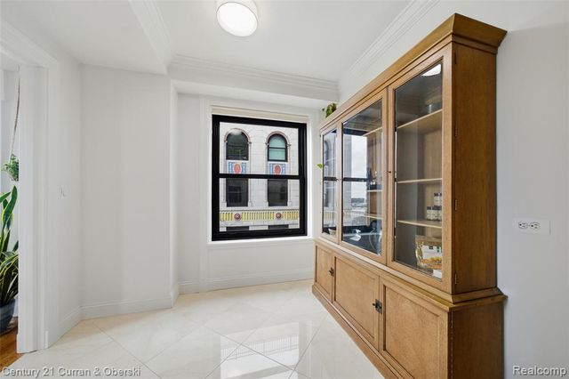 15 E Kirby Street 1104, Detroit, MI 48202