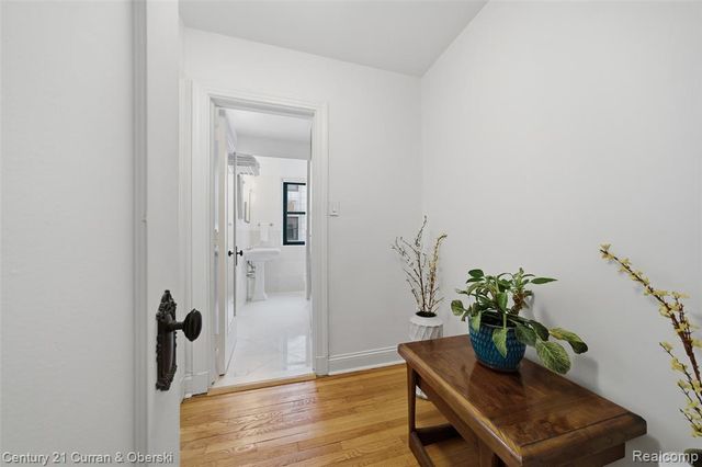 15 E Kirby Street 1104, Detroit, MI 48202