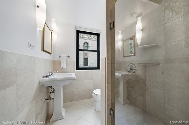 15 E Kirby Street 1104, Detroit, MI 48202