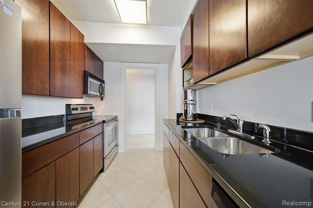 15 E Kirby Street 1104, Detroit, MI 48202