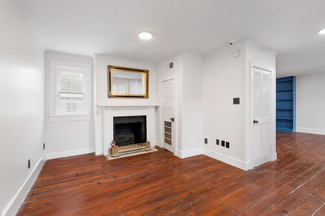 128 Wentworth Street 8, Charleston, SC 29401