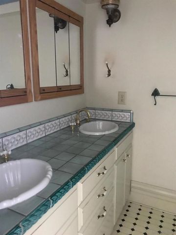 906 A Ave., National City, CA 91950