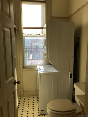 906 A Ave., National City, CA 91950