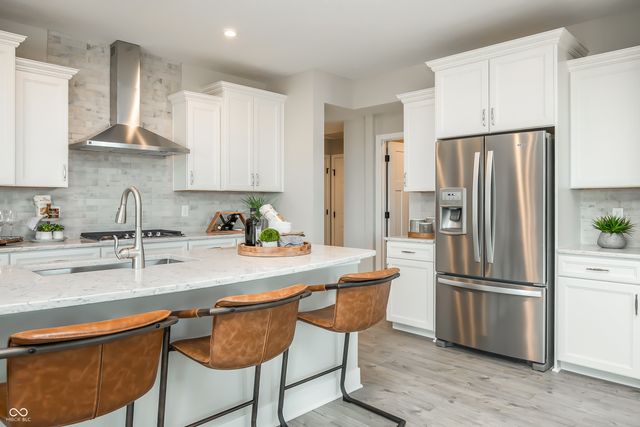 6719 Thresher Pass, Mccordsville, IN 46055