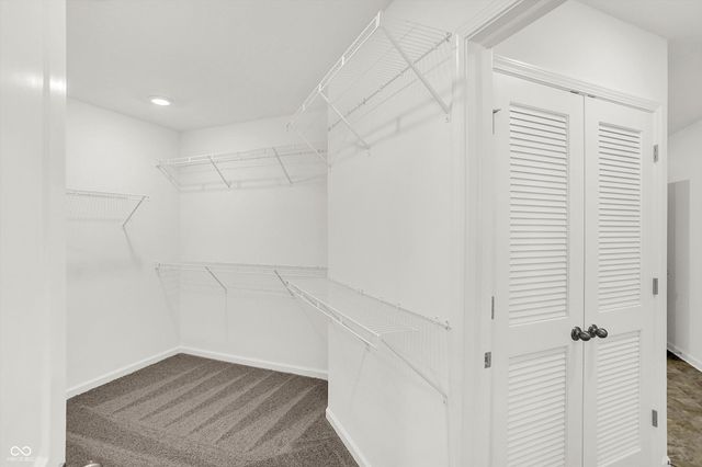 6719 Thresher Pass, Mccordsville, IN 46055