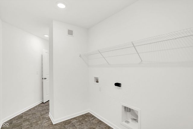 6719 Thresher Pass, Mccordsville, IN 46055