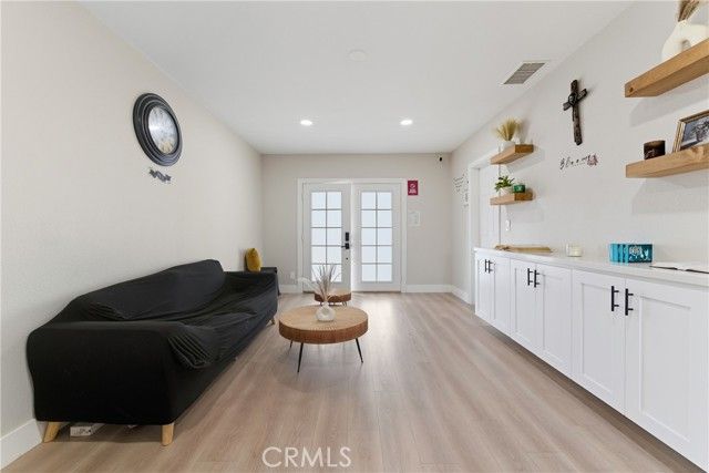 332 S Ramona, Hemet, CA 92543