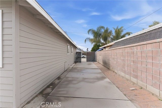 332 S Ramona, Hemet, CA 92543