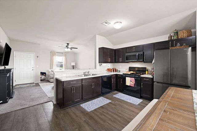 9516 NW 122nd Terrace, Yukon, OK 73099