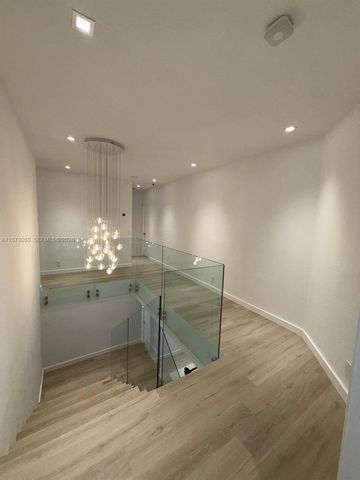 5371 SW 32nd Ter 0, Hollywood, FL 33023