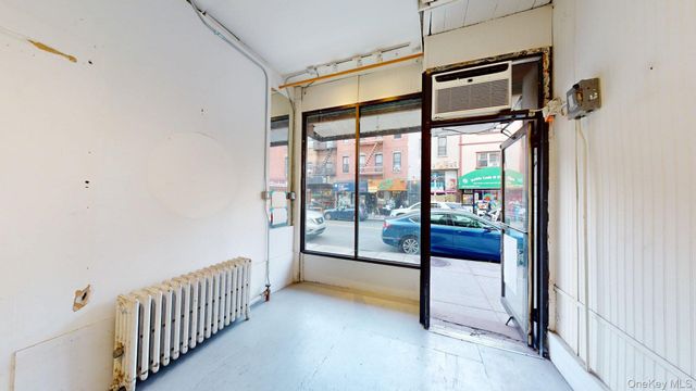 688 Manhattan Avenue, Brooklyn, NY 11222