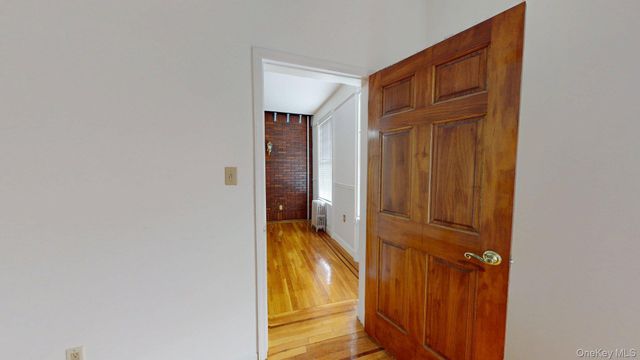 688 Manhattan Avenue, Brooklyn, NY 11222