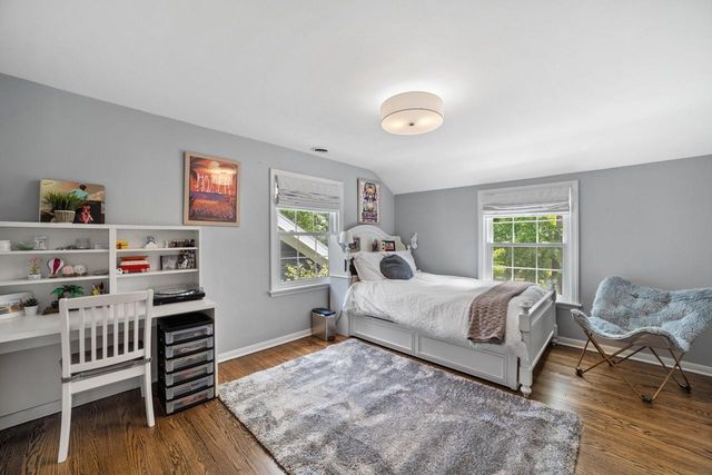 870 E Birch AVENUE, Whitefish Bay, WI 53217