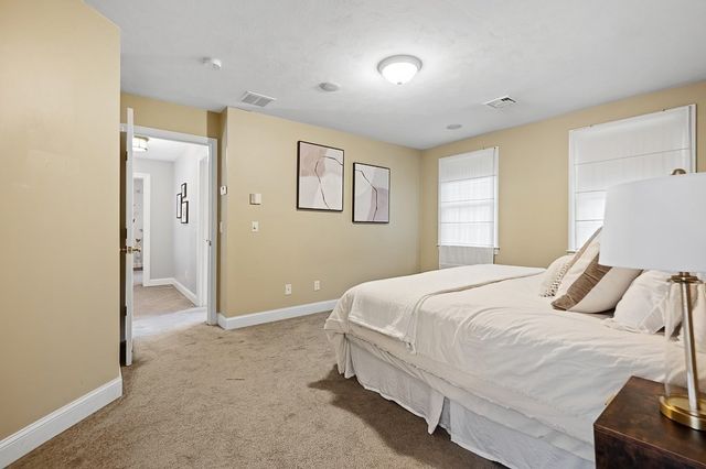 91 Hartness Road, Sutton, MA 01590