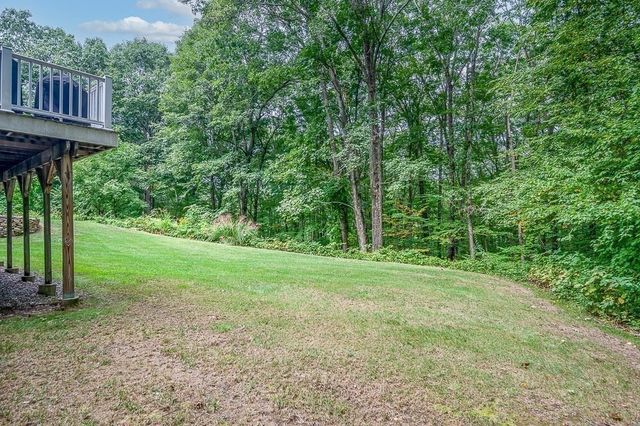 91 Hartness Road, Sutton, MA 01590