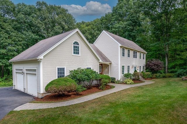 91 Hartness Road, Sutton, MA 01590