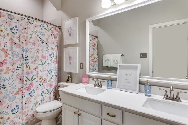 12400 Angel Vine Drive, Fort Worth, TX 76028