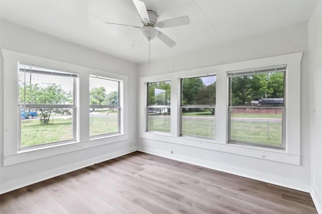 419 Avenue G, Marble Falls, TX 78654