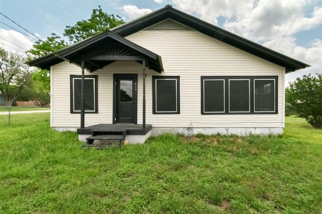 419 Avenue G, Marble Falls, TX 78654